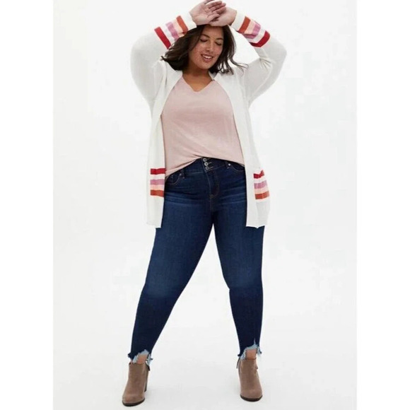 Torrid Cardigan Open Front Sweater Size 1 White Striped Pockets Long Sleeve Knit - Picture 12 of 12